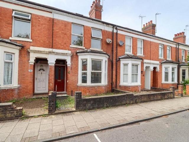 House for sale in Wolverton and Greenleys, Old Wolverton