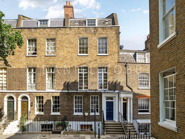 House for sale in Elephant and Castle, Greater London