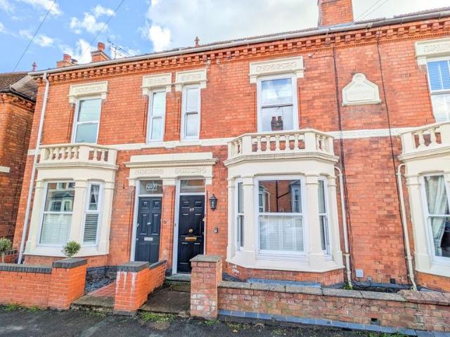House for sale in Red Hill, Worcestershire