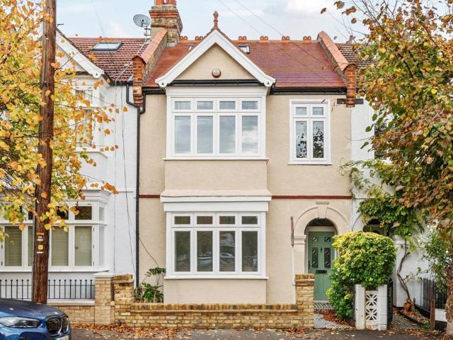 House for sale in London Borough of Merton, Merton Park
