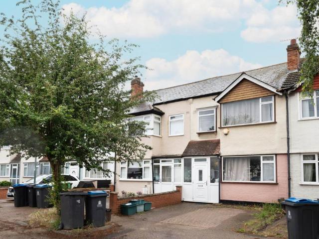 House for sale in Motspur Park, Greater London