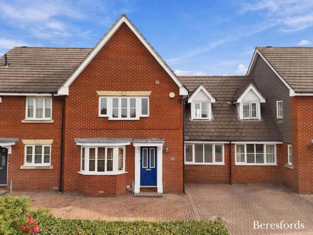 House for sale in London Borough of Havering, Greater London