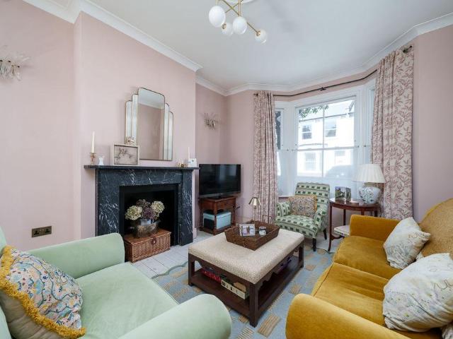 House for sale in Hammersmith, Greater London