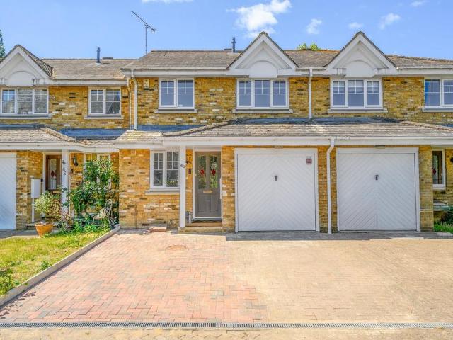 House for sale in Lower Halliford