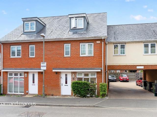 House for sale in Red Hill, Surrey
