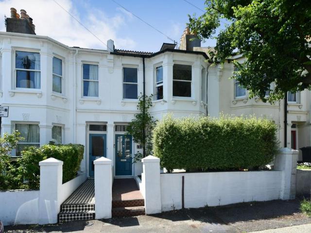 House for sale in Round Hill, Brighton & Hove