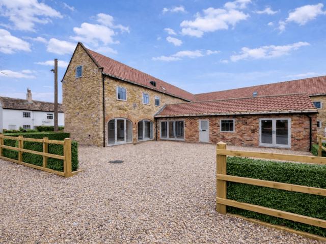 House for sale in Burton Salmon, North Yorkshire