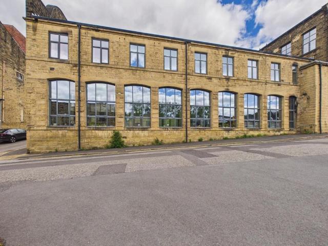 House for sale in Priestthorpe, Crossflatts