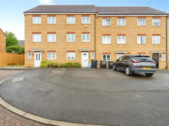 House for sale in Leighton-Linslade, Leighton Buzzard