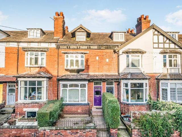House for sale in Chapel Allerton, West Yorkshire