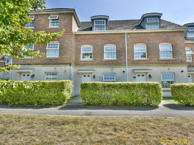 House for sale in Heathlands, East Sussex