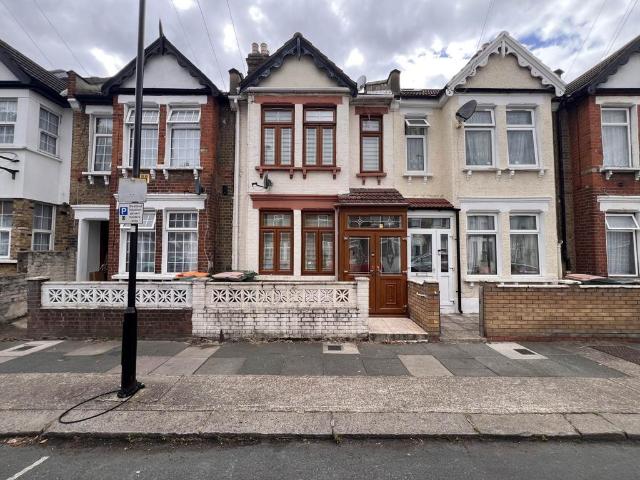 House for sale in Upton Park, Greater London