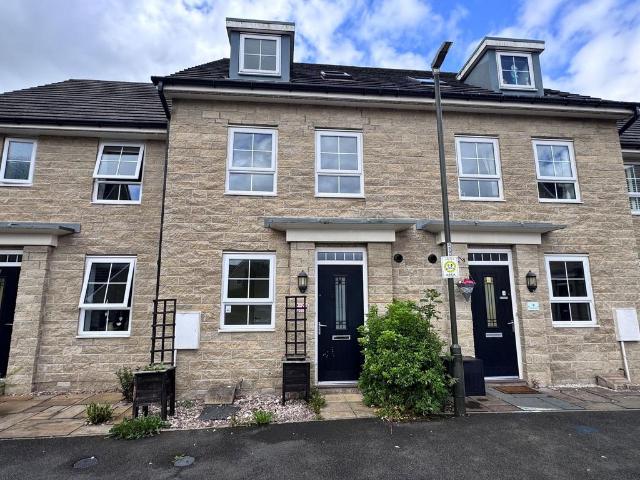 House for sale in Wash, Charlesworth