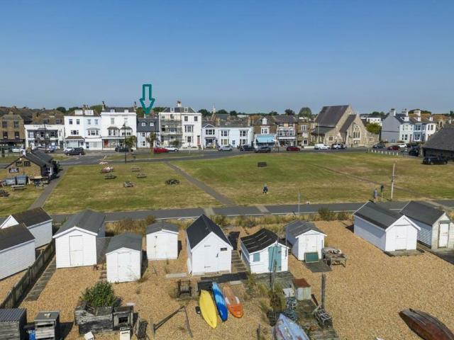 House for sale in Lower Walmer, Ash