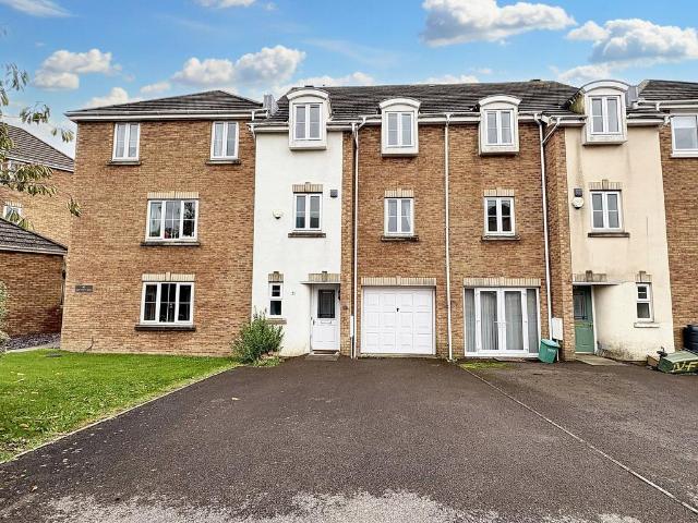 House for sale in Rhoose, Wales