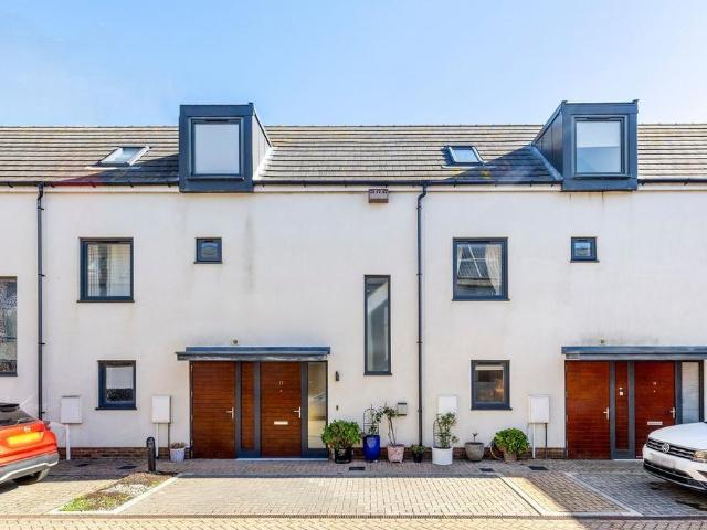 House for sale in Whitehawk, Brighton & Hove