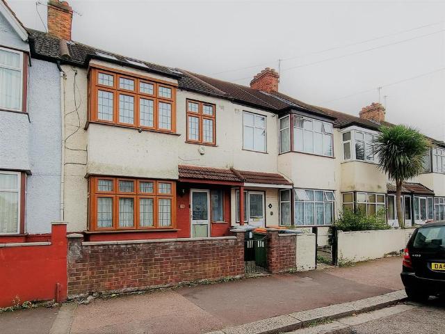 House for sale in Plashet, Greater London