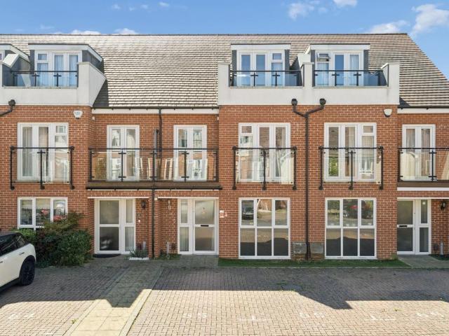 House for sale in Furze Platt, Maidenhead