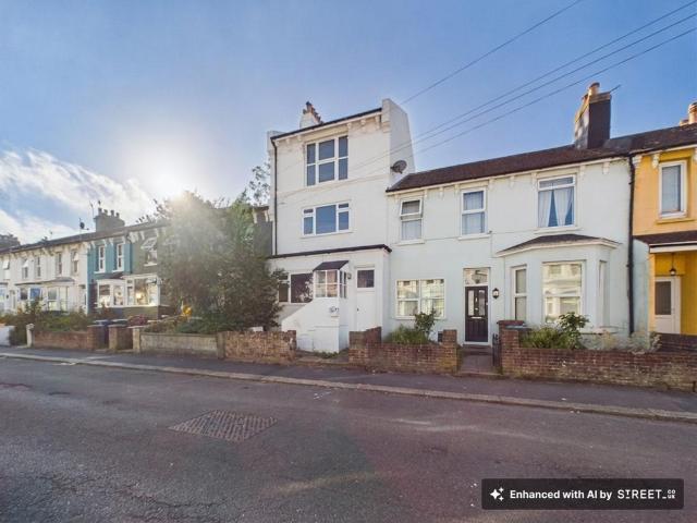 House for sale in West Hill, Guestling Green