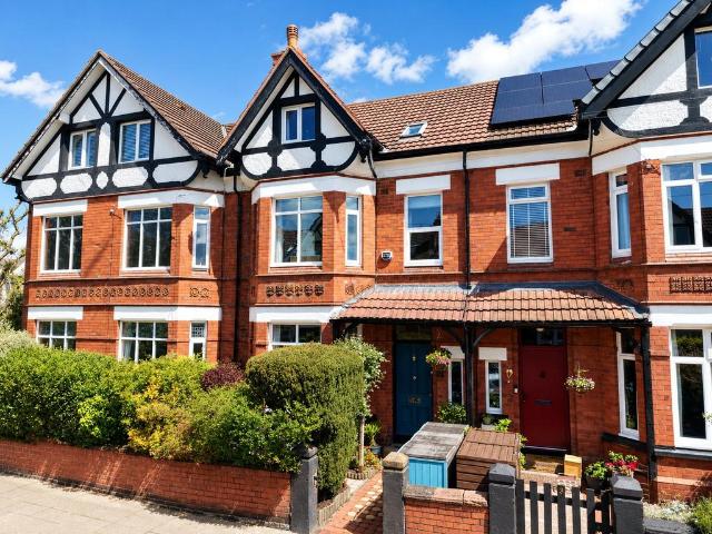 House for sale in Grange, West Kirby