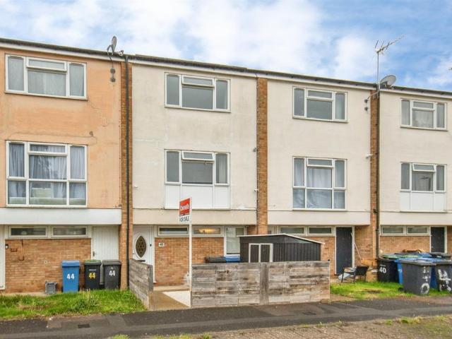 House for sale in Chelmondiston, Suffolk
