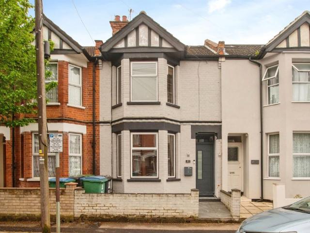 House for sale in Holywell Estate, North Watford