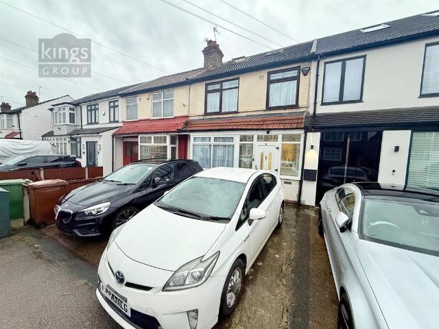 House for sale in South Chingford, Greater London