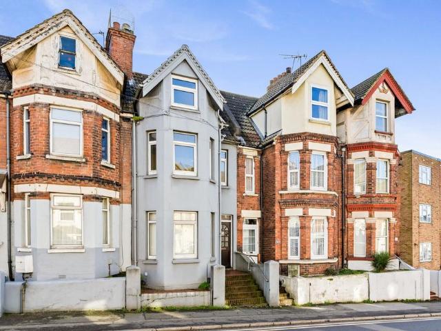 House for sale in Folkestone