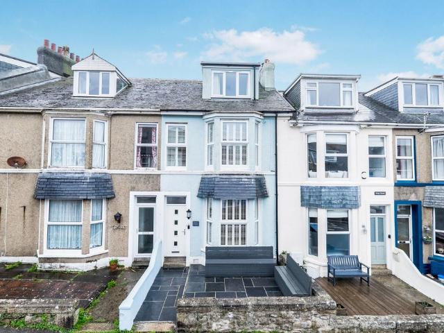 House for sale in Penbeagle, Cornwall
