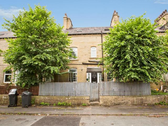 House for sale in Halifax, West Yorkshire