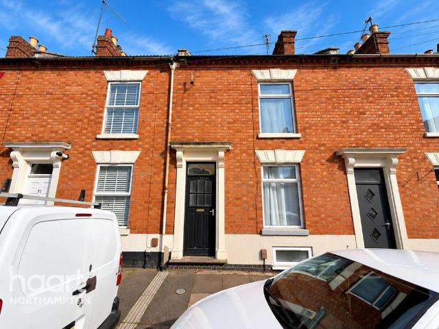 House for sale in Abington, Northampton