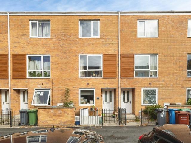 House for sale in Brunswick, Manchester
