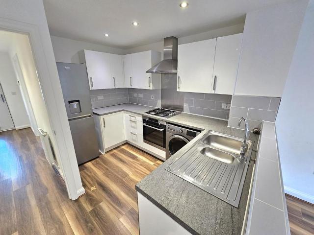 House for sale in Georgia, Greater Manchester