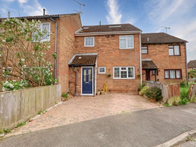 House for sale in Lunnon, Buckinghamshire