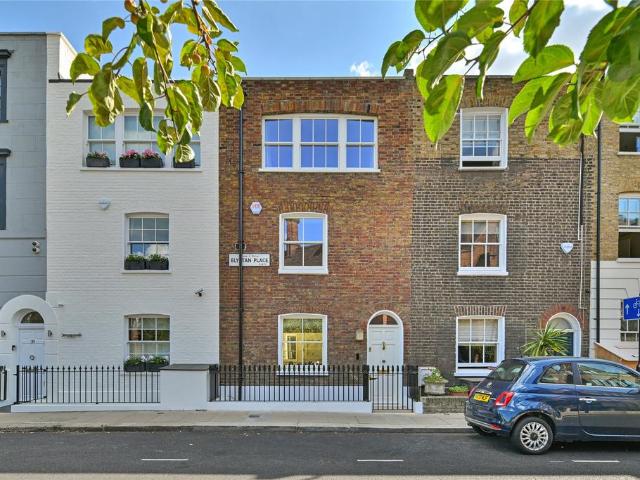House for sale in Chelsea, Greater London