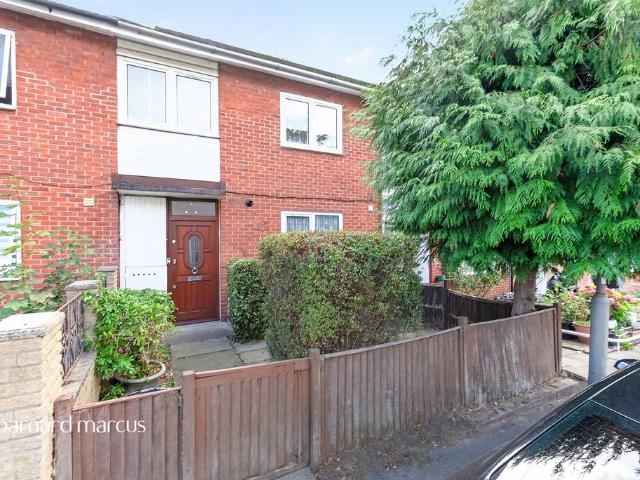 House for sale in Wanborough Neighbourhood, Greater London