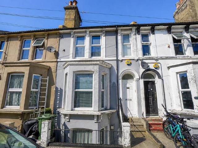 House for sale in Blacklands, Guestling Green