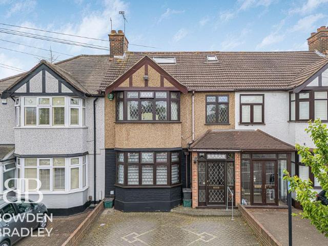 House for sale in Barkingside, Greater London