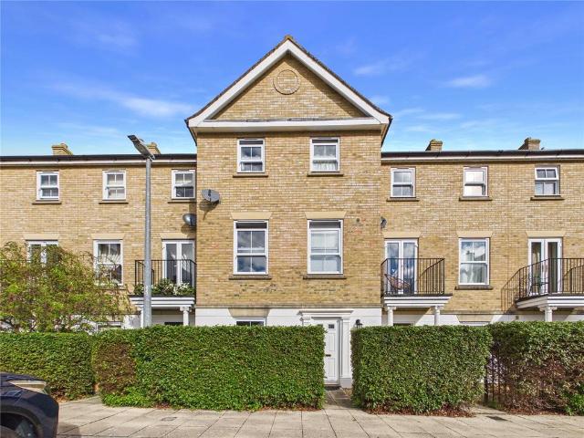 House for sale in Chipping Hill, Essex