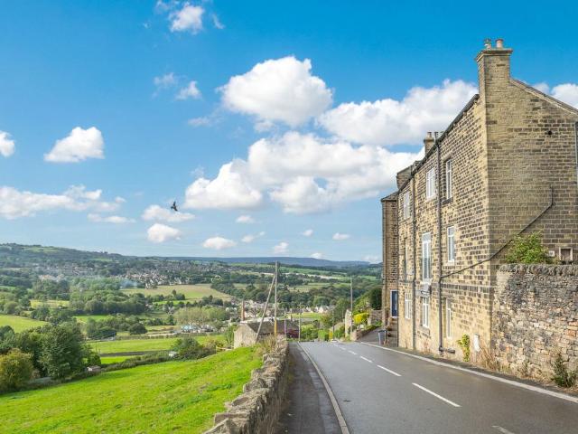 House for sale in Shelley, Kirklees