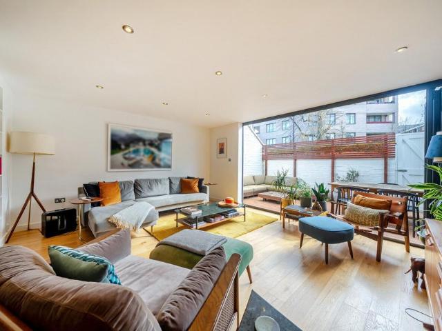 House for sale in Putney, Greater London
