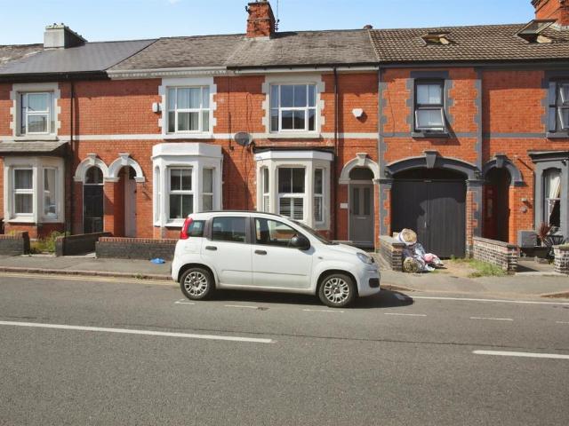 House for sale in Hillmorton Paddox, New Bilton