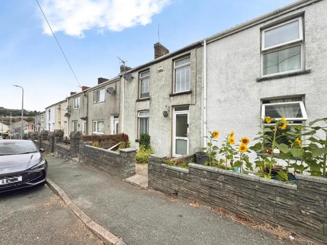 House for sale in Llanedi, Hendy