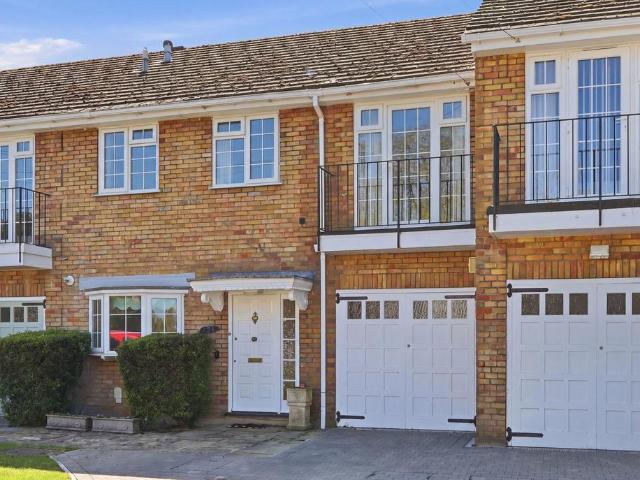 House for sale in Roydon, Epping