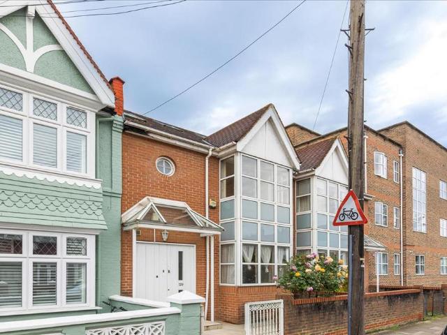 House for sale in Hammersmith, Greater London