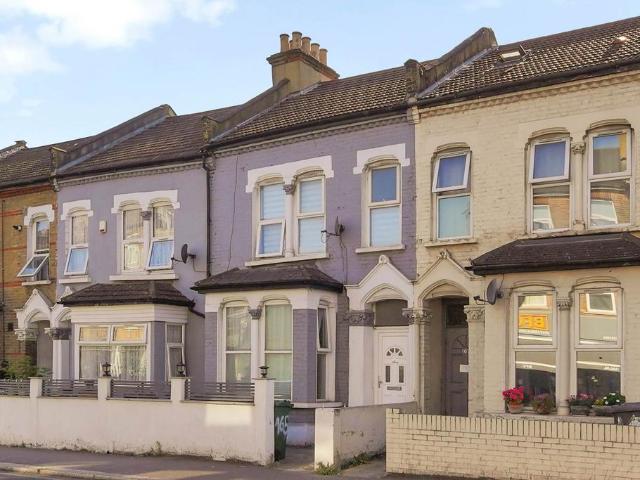 House for sale in Temple Mills, Greater London