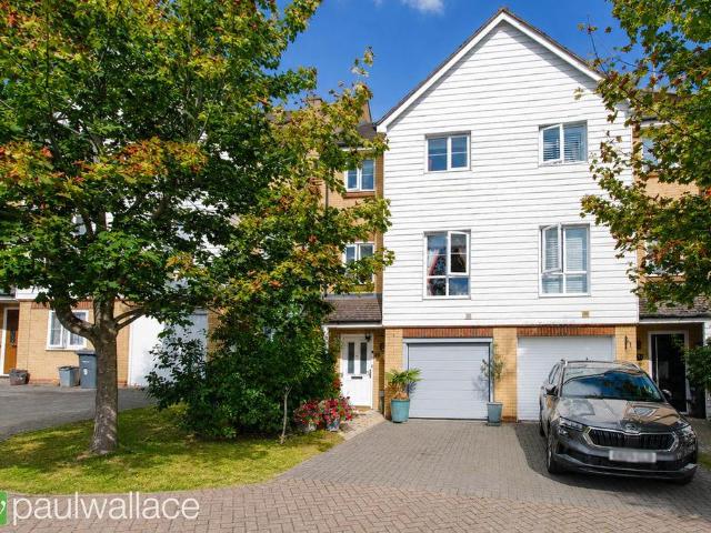 House for sale in Broxbourne, Hertfordshire