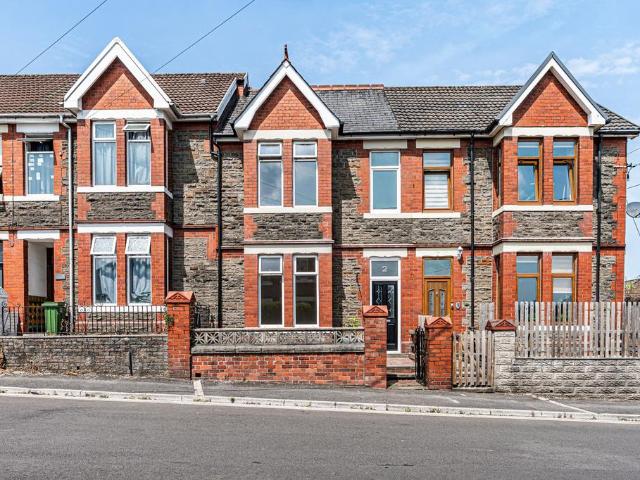 House for sale in Pontypridd, Wales