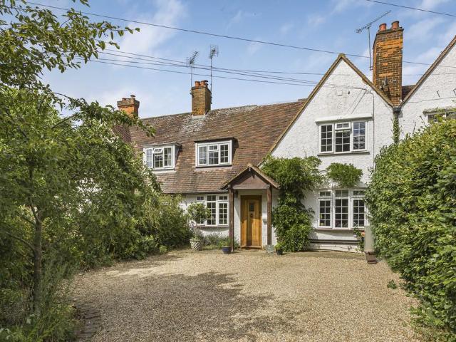 House for sale in Pottersheath, King's Walden