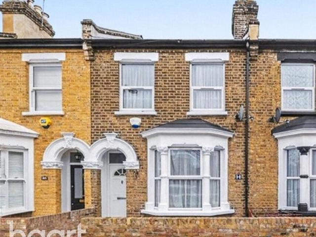 House for sale in Leytonstone, Greater London